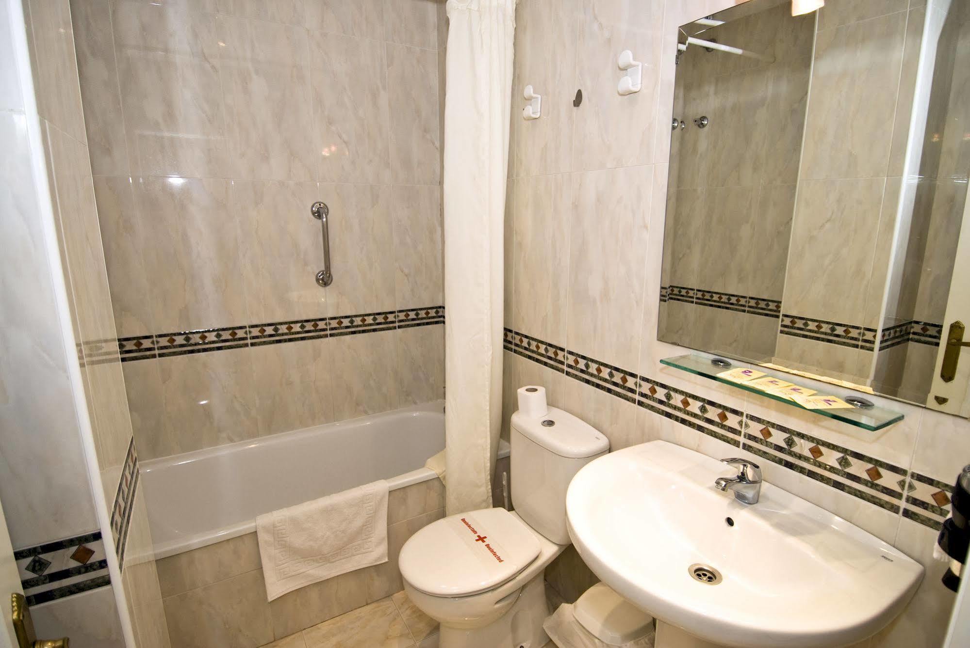 Apartamentos Hc Burriana Playa Нерха Экстерьер фото