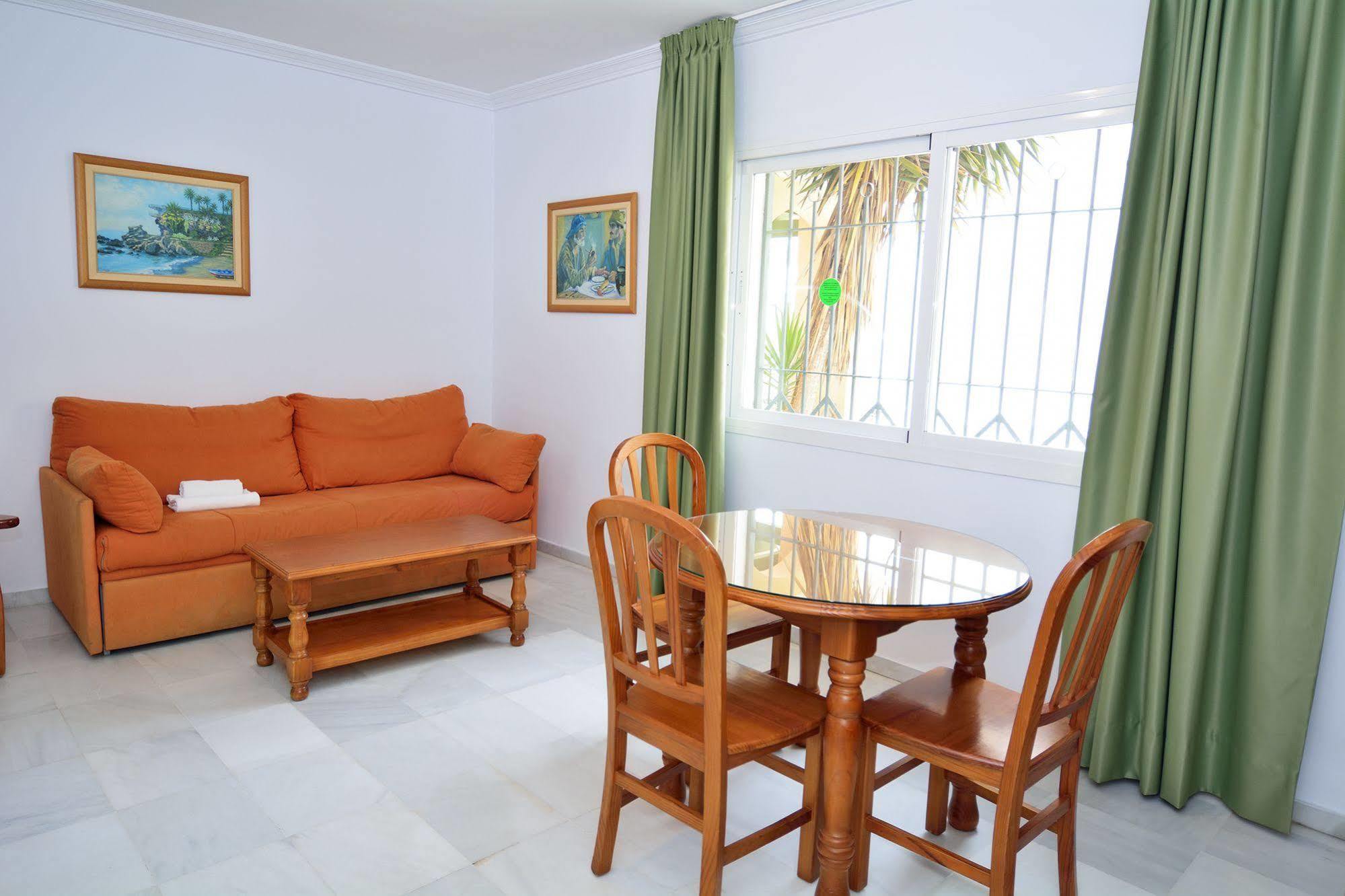 Apartamentos Hc Burriana Playa Нерха Экстерьер фото